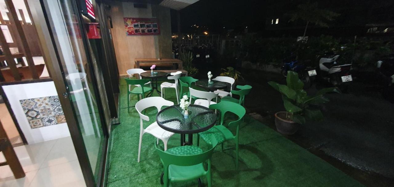 At Home Hotel Patong Exterior photo